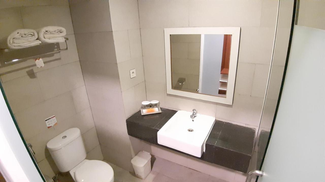 Xtra Hotel Bengkulu Buitenkant foto