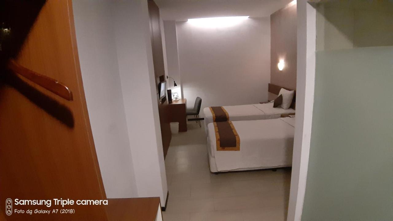 Xtra Hotel Bengkulu Buitenkant foto