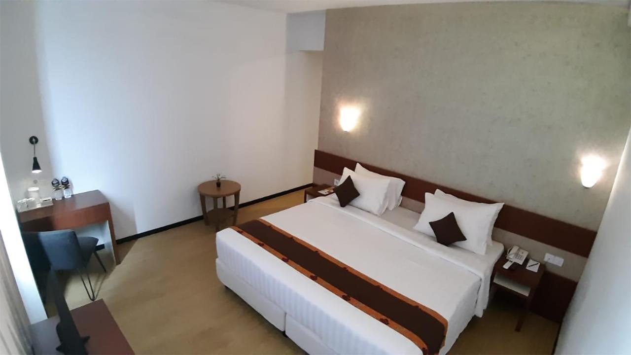 Xtra Hotel Bengkulu Buitenkant foto
