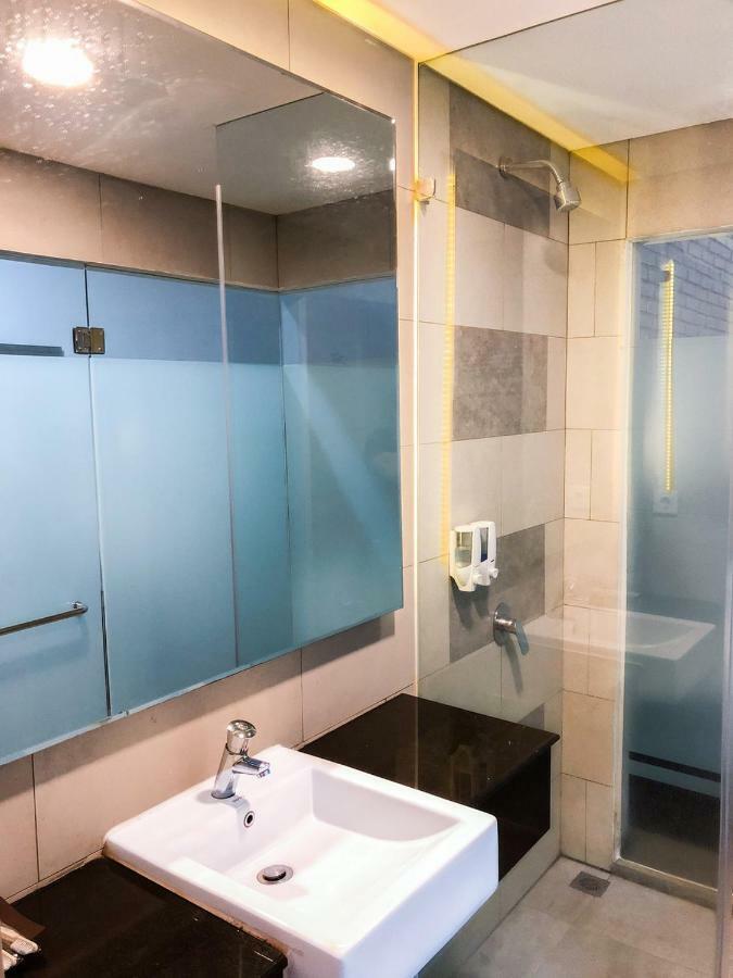 Xtra Hotel Bengkulu Buitenkant foto